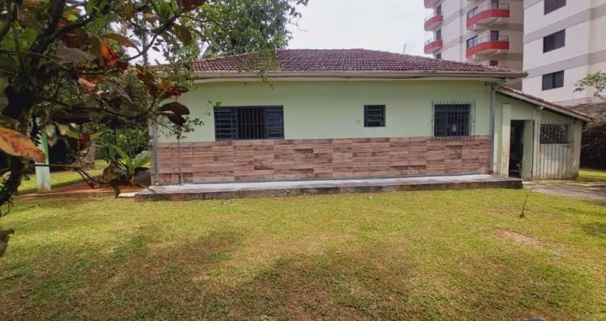Casa Térrea de 126m² com 3 dormitórios na praia Massaguaçu em Caraguatatuba