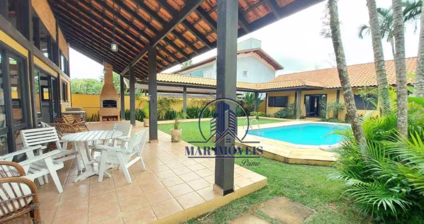 OPORTUNIDADE! Aconchegante casa em condomínio fechado na praia de Pernambuco!