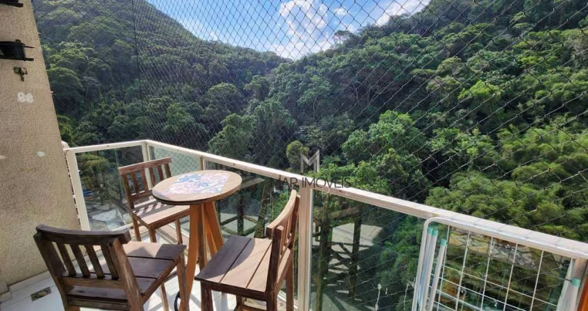 Apartamento em excelente localização no centro da praia das Pitangueiras no Guarujá!