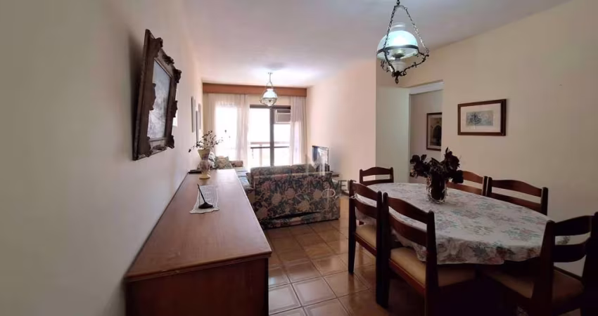 Apartamento na Praia de Pitangueiras, com 03 dormitórios, sendo uma suíte