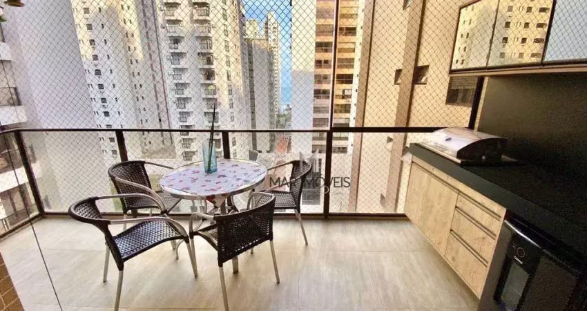 Apartamento reformado à venda na praia das pitangueiras com 95m² úteis, 2 dormitórios e 2 vagas