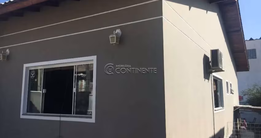 Casa com 3 quartos à venda na Rua Olegário da Silva Ramos, 675, Capoeiras, Florianópolis