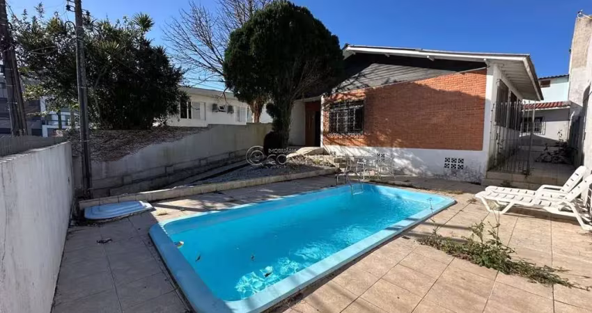 Casa com 3 quartos à venda na Rua Professora Emília Boos Schmidt, 134, Bom Abrigo, Florianópolis