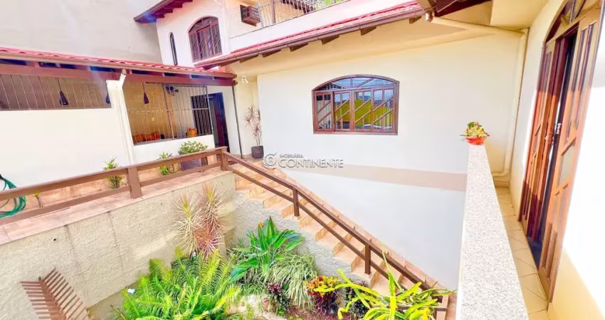 Casa com 4 quartos à venda na Morfim, 55, Estreito, Florianópolis