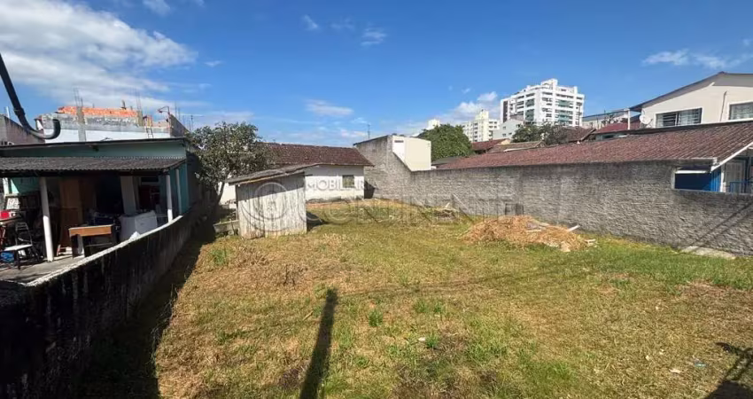 Terreno à venda na Rua Adão Schmidt, 513, Barreiros, São José