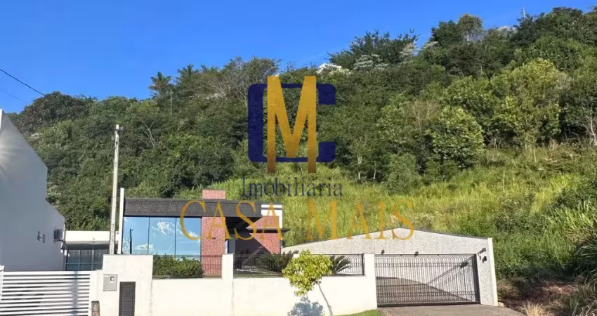 Linda Casa para Venda no Bairro Industrial