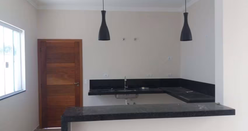 Casa para Venda em Salto, Residencial Santo Stéfano, 3 dormitórios, 1 suíte, 3 banheiros, 2 vagas