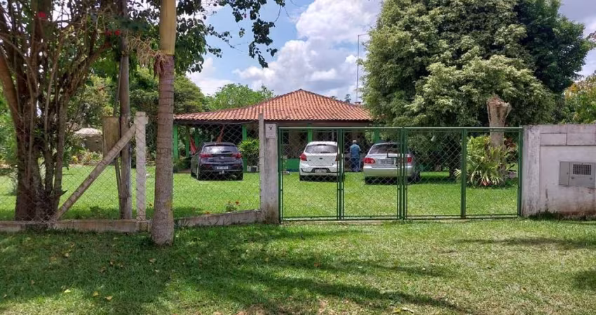 Sítio para Venda em Capão Bonito, Querência do Turvo, 4 dormitórios, 2 banheiros, 6 vagas