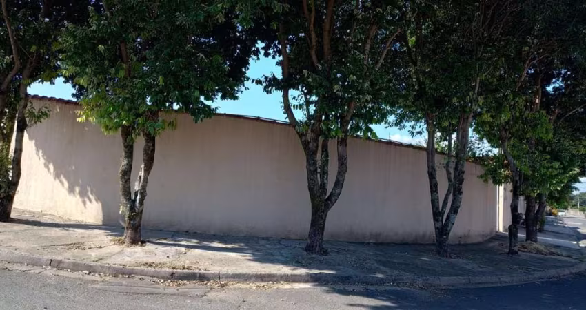 Casa para Venda em Itu, Potiguara, 3 dormitórios, 1 suíte, 2 banheiros, 4 vagas