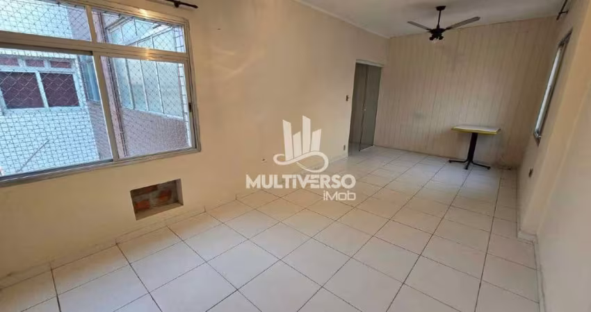 Kitnet à venda, no bairro José Menino em Santos