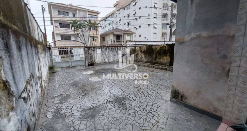 Casa à venda, 3 quartos no bairro Campo Grande em Santos