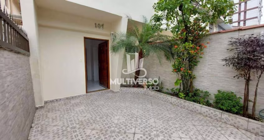 Casa à venda, 3 quartos no bairro Ponta da Praia em Santos
