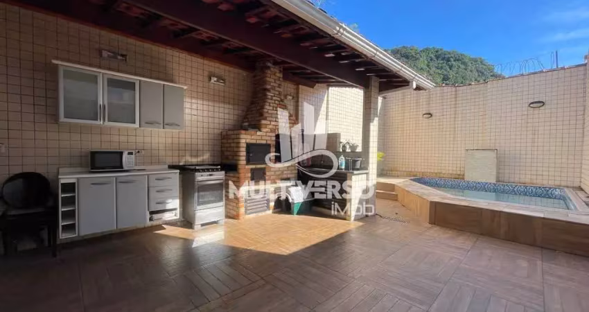 Casa à venda, 3 quartos no bairro Marapé em Santos