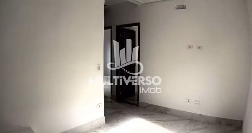 Casa de 2 dorm em Condomínio com Piscina e Área Gourmet no Maracanã