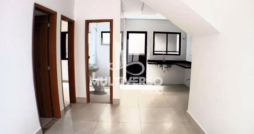 Casa 2 dorm de Condomínio com Piscina e Área Gourmet no Maracanã