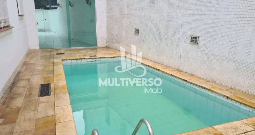 Casa à venda, 4 quartos no bairro Ponta da Praia em Santos
