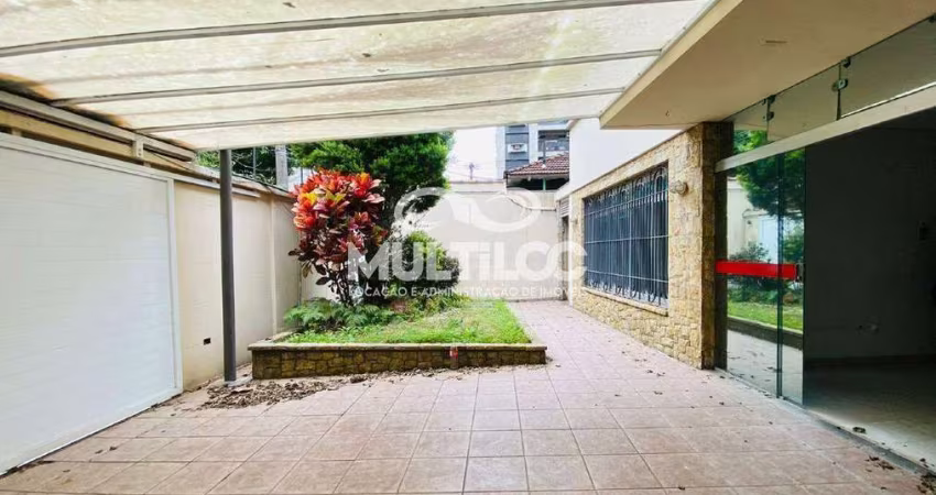 Casa sobrado comercial para alugar no Boqueirão em Santos