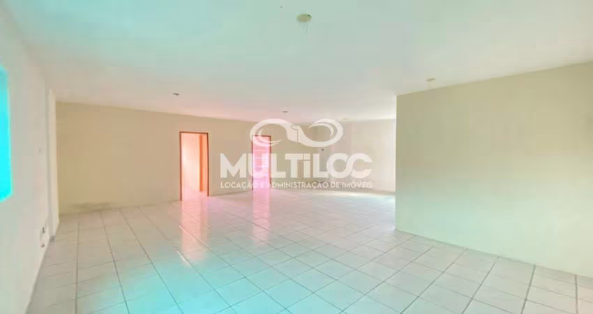 Sala Comercial para aluguel, no bairro Vila Mathias em Santos