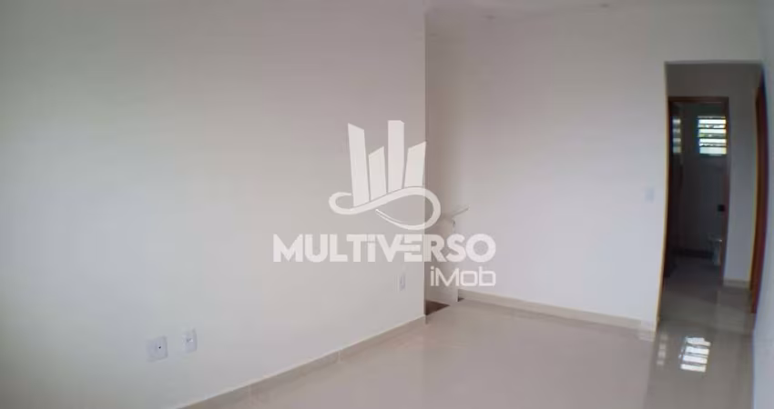 Casa Sobreposta Alta com 2 Dorm - Condomínio no Bairro Sítio do Campo