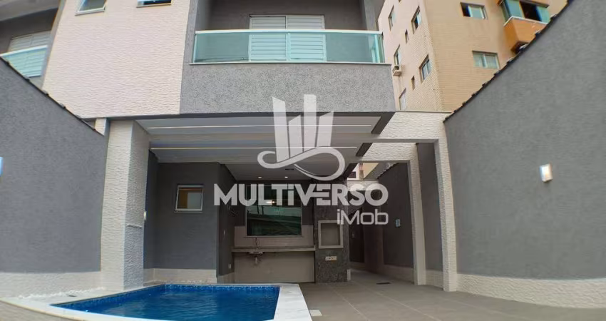 Sobrado Novo com 3 suítes - Piscina e Espaço Gourmet Vila Tupi