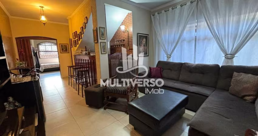 Casa à venda, 3 quartos no bairro Marapé em Santos