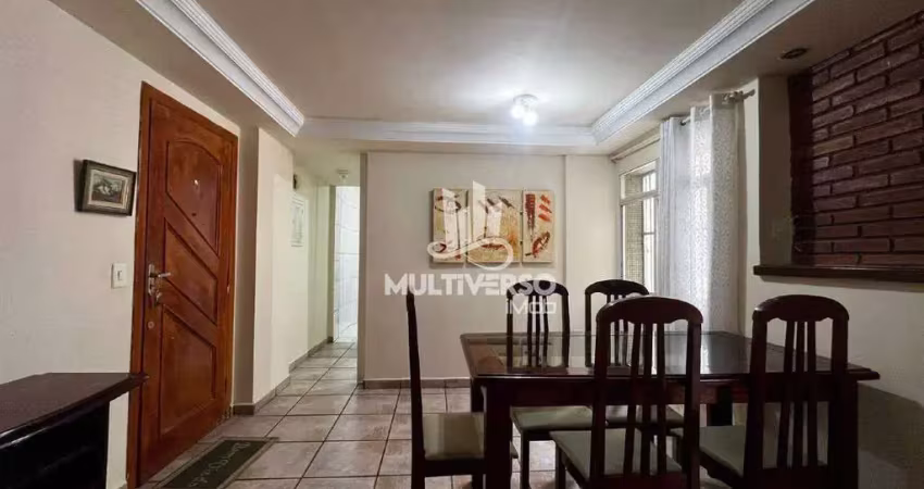 Apartamento de 56m² - 2 dorms, elevador e vaga coletiva com manobrista - pompéia, 5 minutos da praia