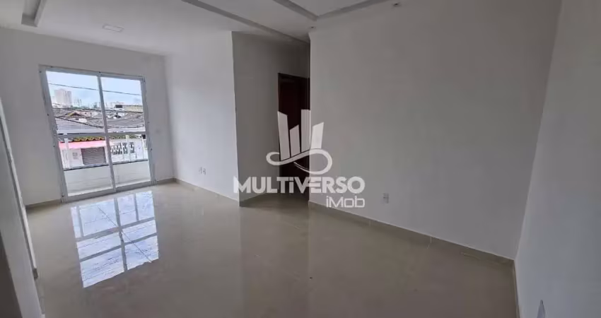 Casa Sobreposta Alta com 2 Dorm e Sacada - Condomínio no Bairro Sítio do Campo
