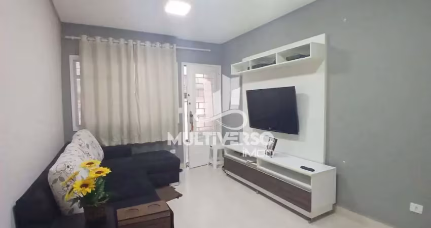 Apartamento térreo no boqueirão 02 dormitórios sendo 01 suíte com vaga de garagem