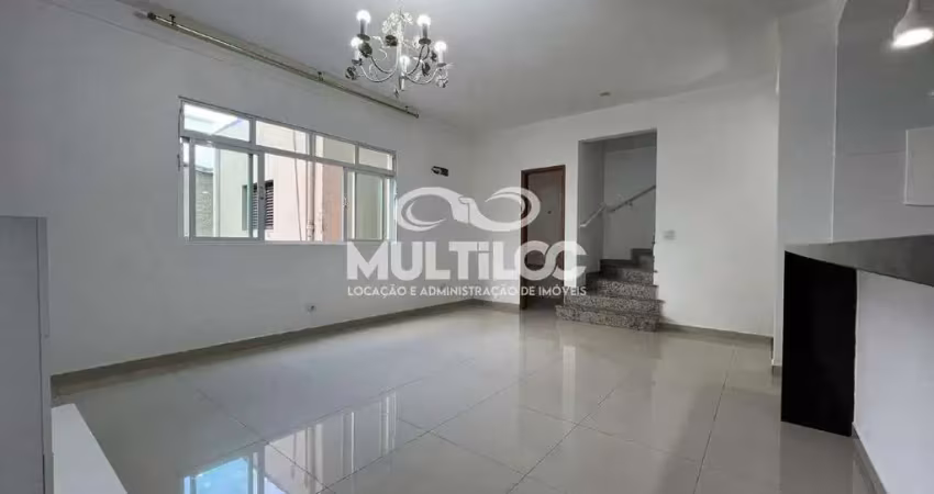 Casa triplex 3 dorms churrasqueira no boqueirão em santos