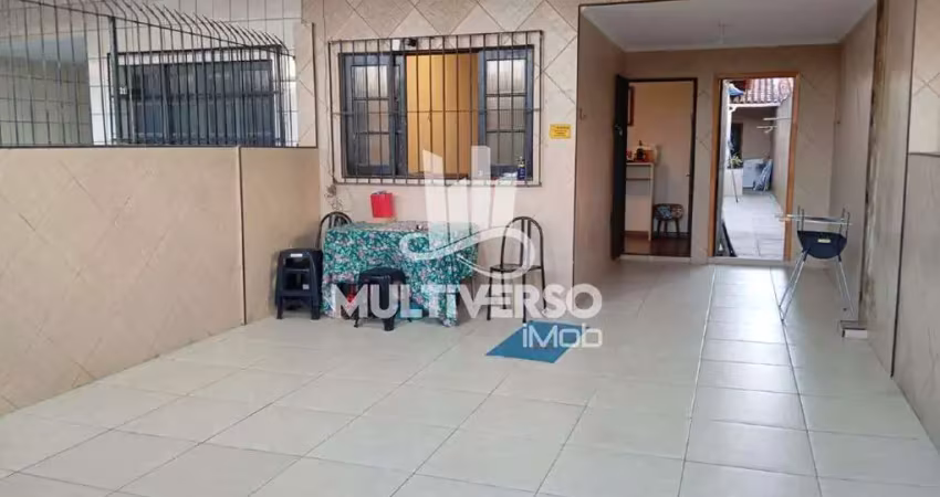 Casa à venda, 2 quartos no bairro maracanã em praia grande