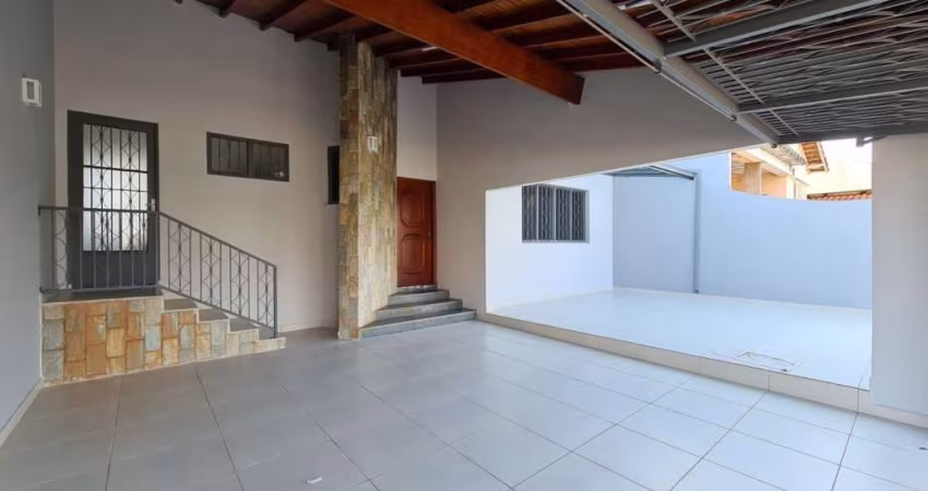 LINDA CASA NO PARQUE VISTA ALEGRE COM EDICULA ! !