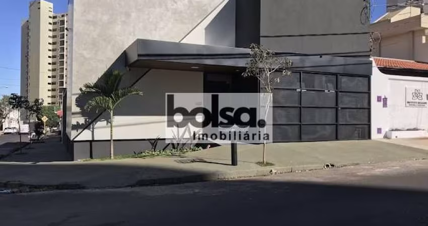 CLINICA ALUGADA COM CONTRATO DE 3 ANOS ! ! VALOR DO ALUGUEL R$ 6.700
