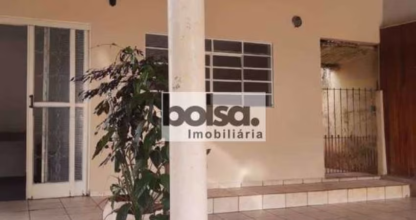 Casa para venda com 275 m² e 4 quartos em Núcleo Habitacional Vereador Edson Francisco da Silva, Bauru - SP