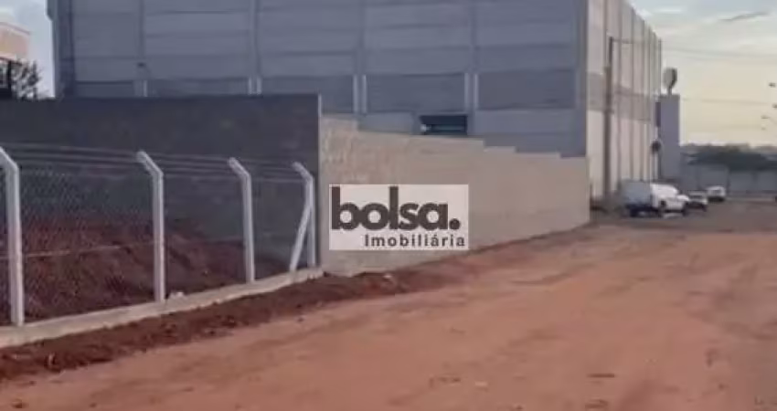 Lote comercial alugado por 4500 mensal  - ao lado ford caminho