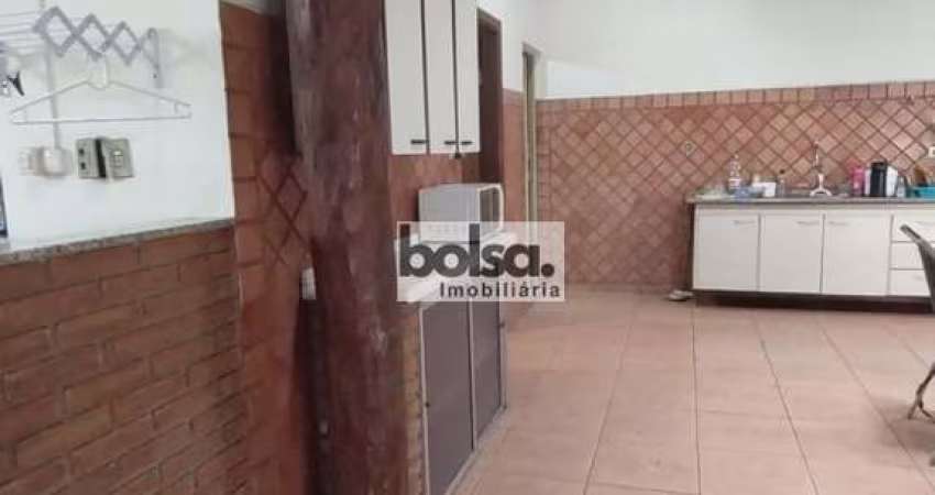 Casa para venda com 299 m² e 2 quartos em Vila Santa Clara, Bauru - SP