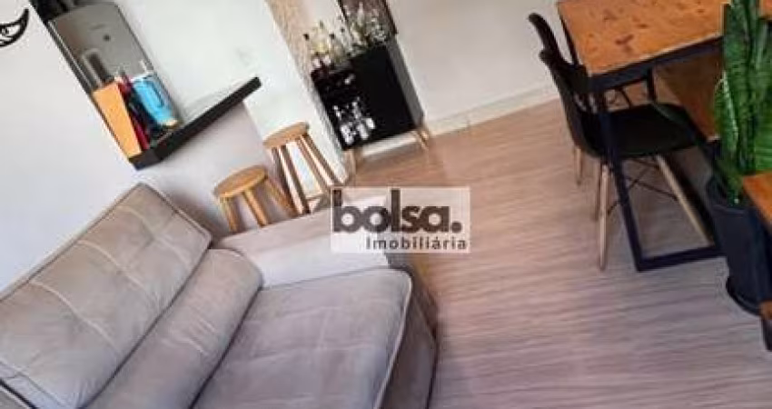 Apartamento Semi mobiliado!