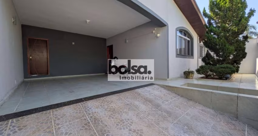 Casa para venda com 360 m² e 3 quartos em Novo Jardim Pagani, Bauru - SP