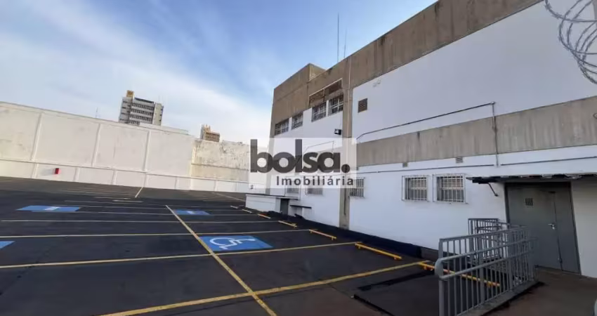 Prédio comercial no centro com 80 vagas de garagem ! !