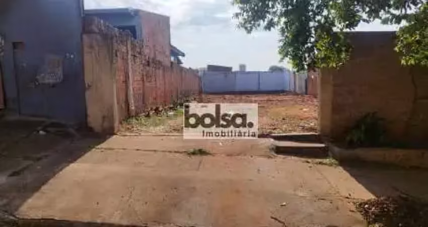 Terreno à venda no Parque Viaduto, Bauru 