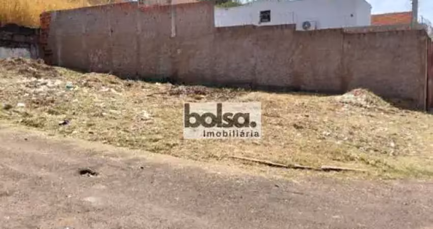 Terreno à venda na Vila Quaggio, Bauru 