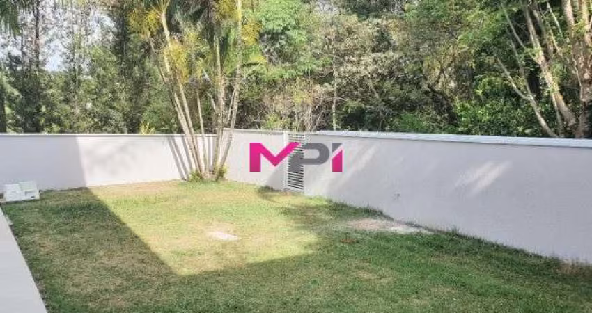CASA A VENDA NO CONDOMÍNIO VILLAGGIO CAPRICCIO - BAIRRO RAINHA - LOUVEIRA/SP. 03 QUARTOS - ÁREA DE LAZER COM CHURRASQUEIRA - 04 VAGAS DE GARAGEM.