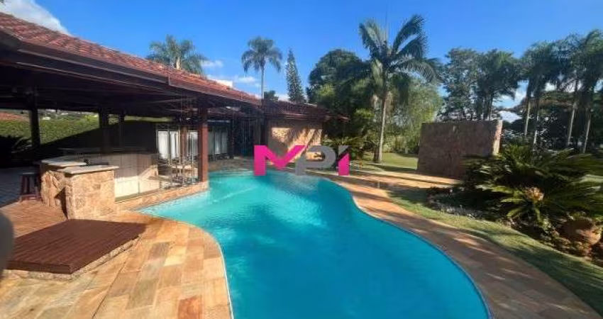 CASA A VENDA NO CONDOMÍNIO PARQUE DA FAZENDA - ITATIBA  SP  TERRENO DE 2400 m2. CASA TÉRREA