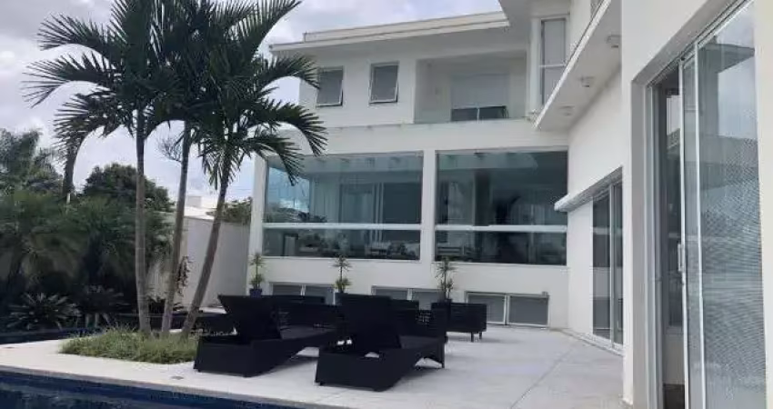 CASA DE ALTO PADRÃO NO CONDOMÍNIO RESERVA DA SERRA - MEDEIROS - JUNDIAÍ 733 METROS.