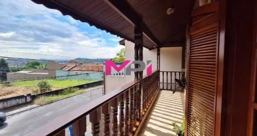 CASA GRANDE COM QUINTAL, PISCINA, CHURRASQUEIRA E POMAR  - VARZEA PAULISTA