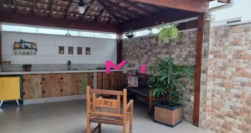 CASA TRIPLEX A VENDA CONDOMINIO RESERVATTO - ENGORDADOURO JUNDIAI SP.
