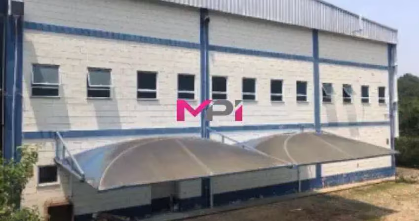 Galpao a venda com mais duas casas construidas no bairro pinhal em cabreuva-sp