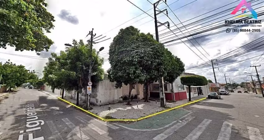 Clínica na parquelândia com 6 consultórios amplos e ponto comercial, vizinho à igreja redonda