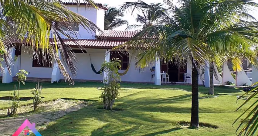 Vendo casa com terreno de 3.300m² na Praia do Presídio