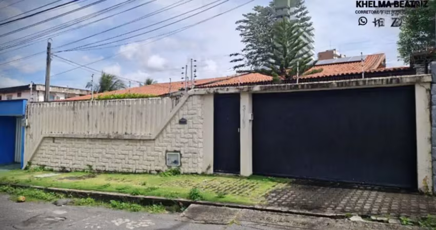 Vendo casa toda solta com 3 suítes + gabinete, amplo recuo e quintal, na parquelândia