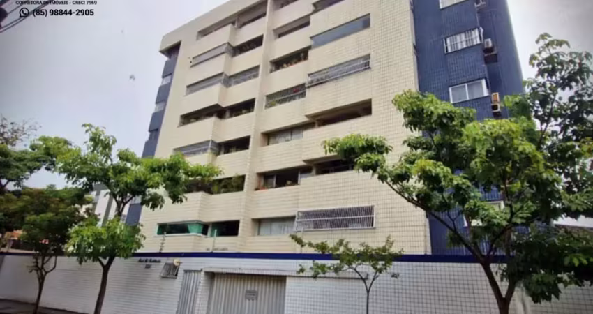 Vendo apartamento com 4 quartos sendo 2 suítes, todo reformado, cortina de vidro, elevador, no benfica